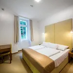 Rimske Terme - Zdraviliski Dvor