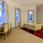 Ξενοδοχείο Rimske Terme - Zdraviliski Dvor Rimske Toplice