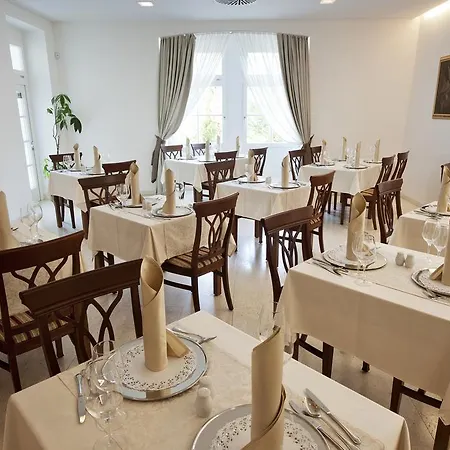 Rimske Terme - Zdraviliski Dvor 4*