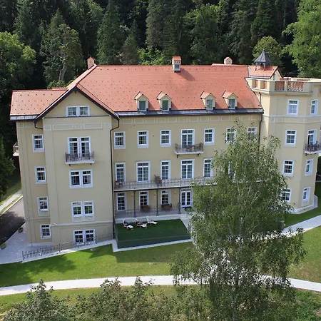 Rimske Terme - Zdraviliski Dvor 4*