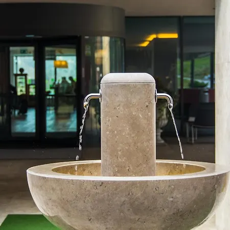 Rimske Terme - Zdraviliski Dvor 호텔 4*