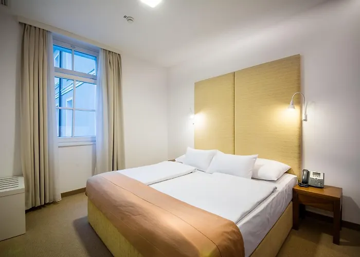 Rimske Terme - Zdraviliski Dvor Hotel Rimske Toplice