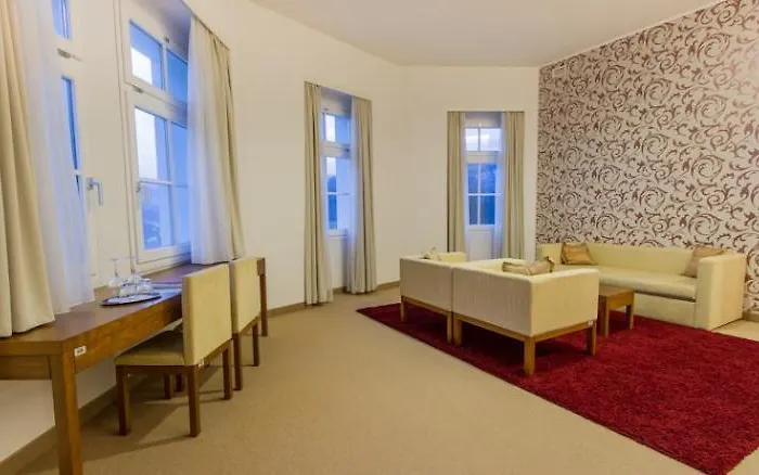 Hotel Rimske Terme - Zdraviliski Dvor Rimske Toplice